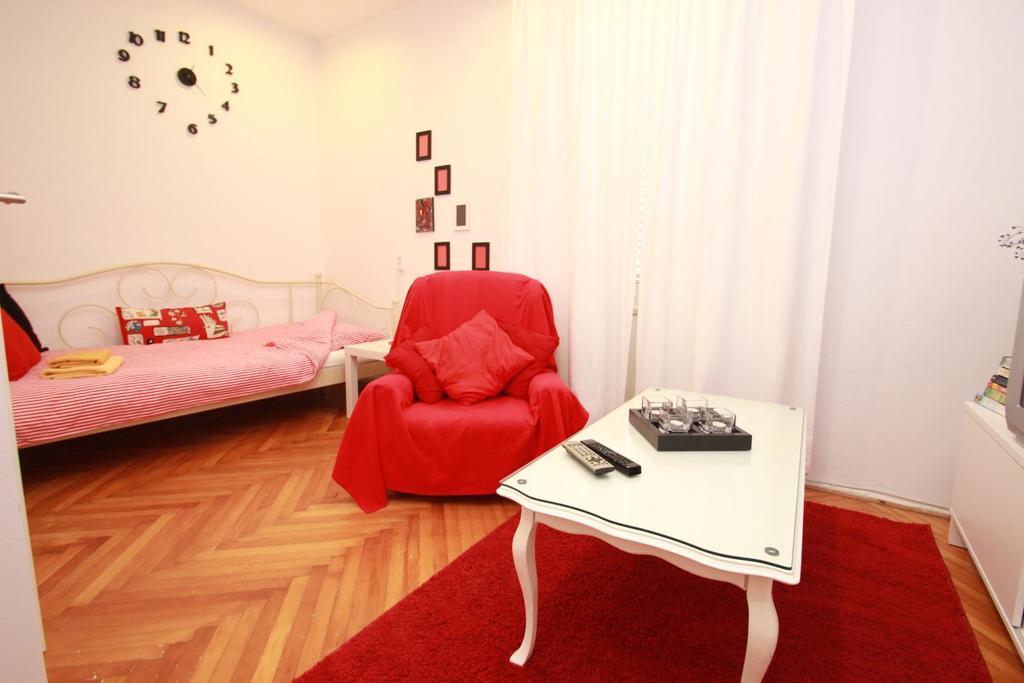 Apartma Ruza *